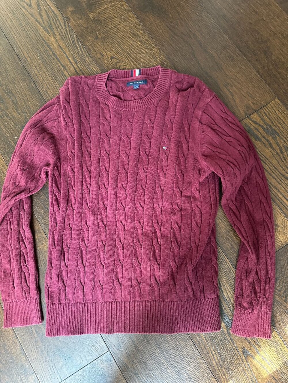 Men's Tommy Hilfiger Cable Knit Maroon Sweater (XL)